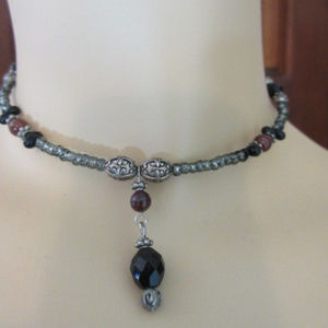 Beaded Collar Necklace with Pendant
